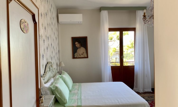 Suite Matrimoniale Saint Tropez 001 - Residenza B&B Salge - Colonnella